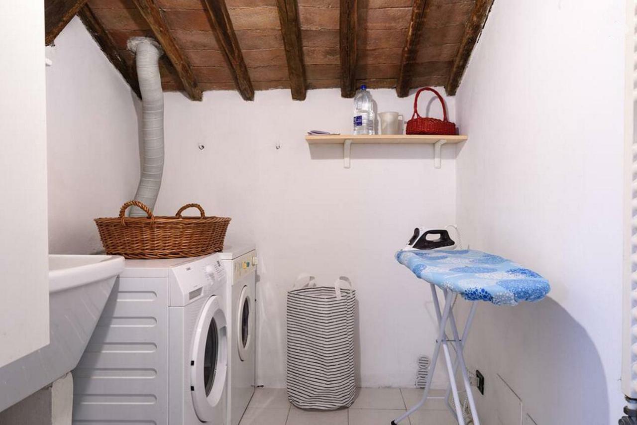 Penthouse In Siena Near Piazza Del Campo Apartment Exterior photo
